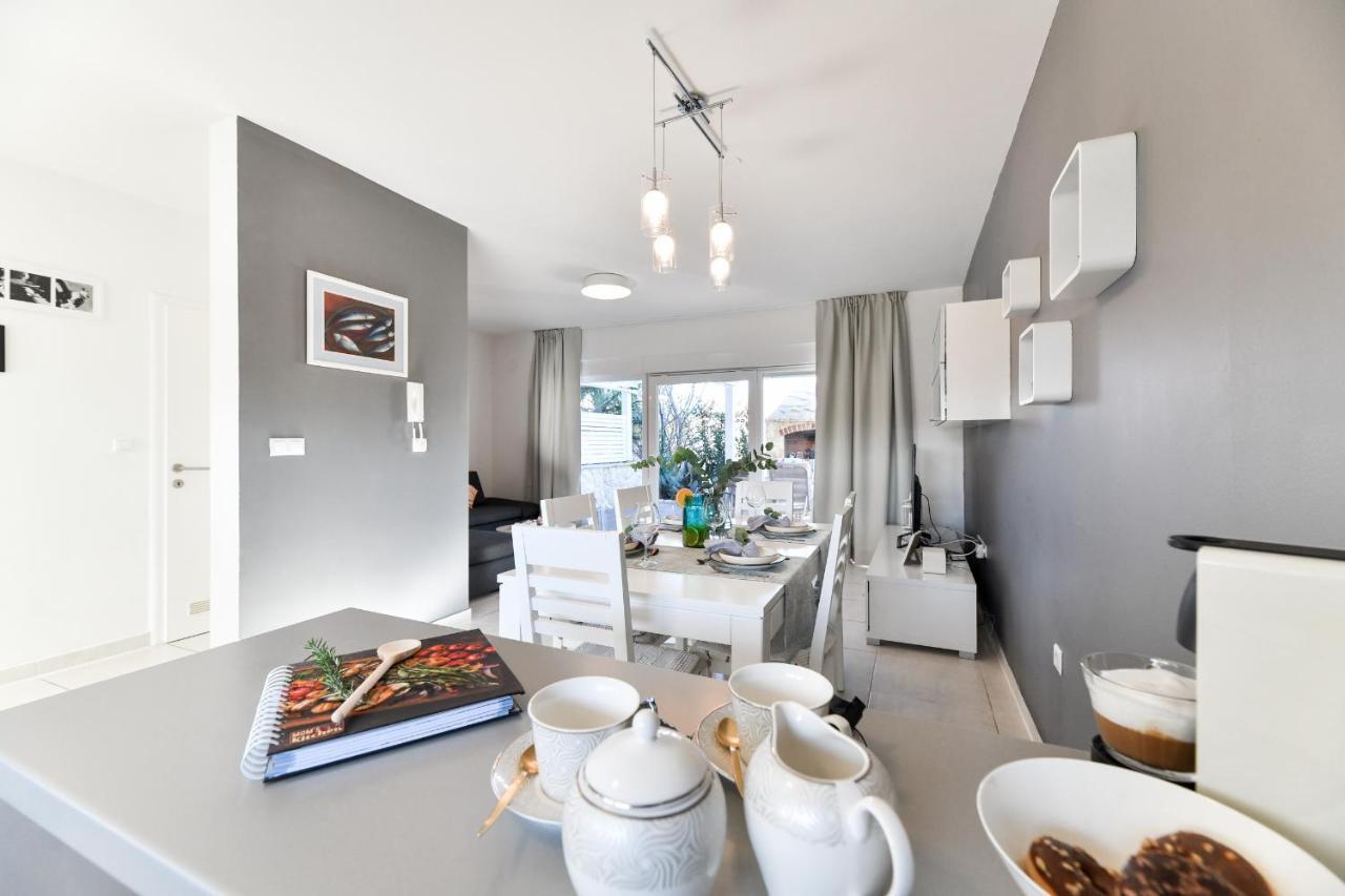 Villa Deluxe Triplex Antea Sukošan Exterior foto