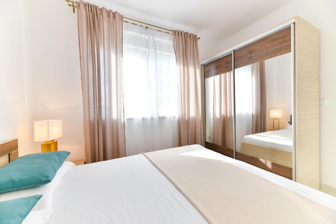 Villa Deluxe Triplex Antea Sukošan Exterior foto